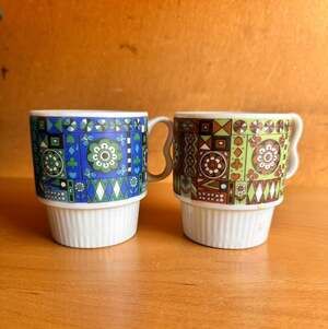 Vintage Mini Stackable Mugs - Set of 2